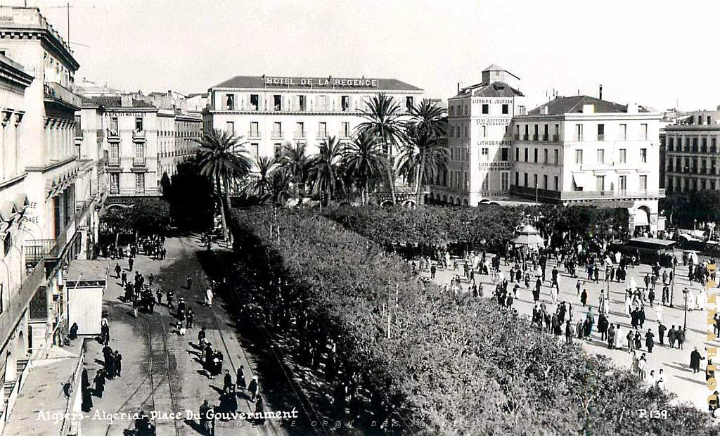 ALGER - PLACE DU GOUVERNEMENT X.jpg